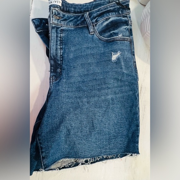 SOLD Ava & Viv Women’s High Waste Denim Shorts, Blue, Size 18, Brand New - Picture 4 of 9